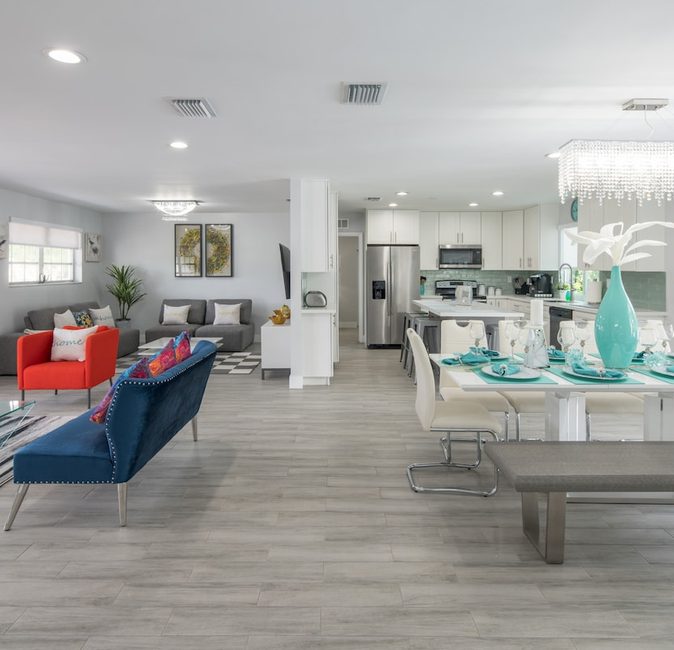 MODERN NEW 5/3 POOL HOME FULLY EQUIPPED IN FLL/MIA — photo 1