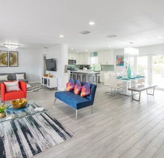 MODERN NEW 5/3 POOL HOME FULLY EQUIPPED IN FLL/MIA — photo 3