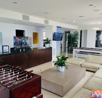 Crown Jewel of Ocean Drive — photo 2