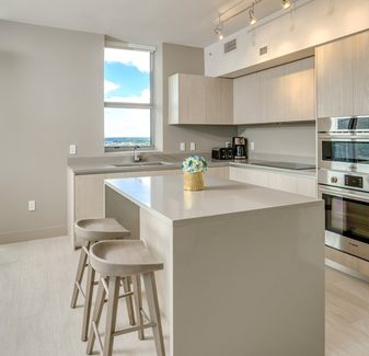 NEW 2019 Amazing CornerSuite WaterView 21stfloor! — photo 4