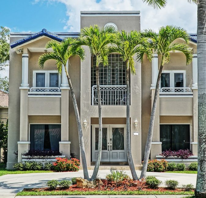 Beachwalk Villa — photo 1