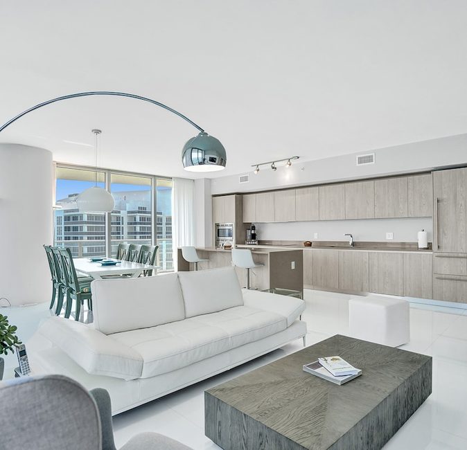 Wall 2 wall Paradise Direct Ocean front Penthouse — photo 1