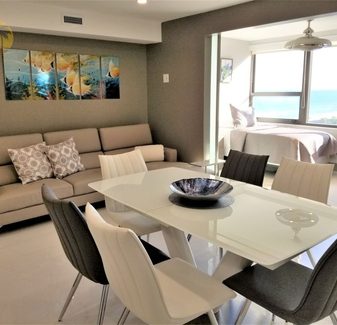 Beachfront Luxury 4 Bedroom Ocean Views - 1003 — photo 5