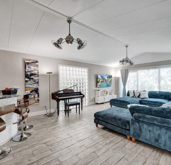 Oasis 5 Bed, 3 Bath Pool Home Minutes to the Beach — photo 3
