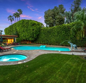 Sand Acre Estate — photo 3