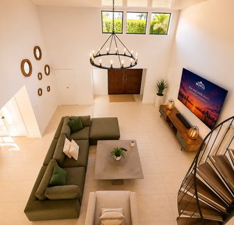 Bayfront Villa in North Bay Village — photo 2