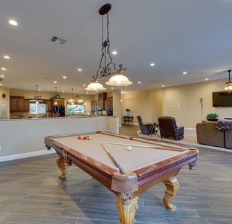 Villa Moonshfield with Pool & Spa,3 miles to strip — photo 3