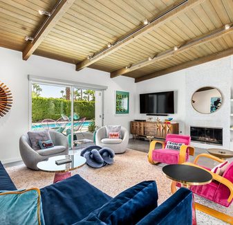 Fiesta in the Sun - Mod-Style Bungalow. Saltwater Pool & Spa — photo 5