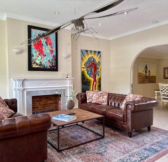 Decadent Oasis - hot tub, pool and billiards — photo 2