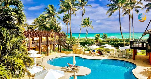 Beachfront Luxury 4 Bedroom Ocean Views