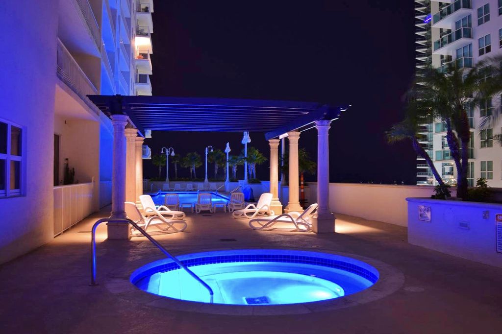 Ocean & City view Converted 3BR in Downtown Miami