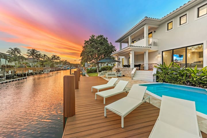 Villa Royale Miami – Exclusive Waterfront with Private Pool