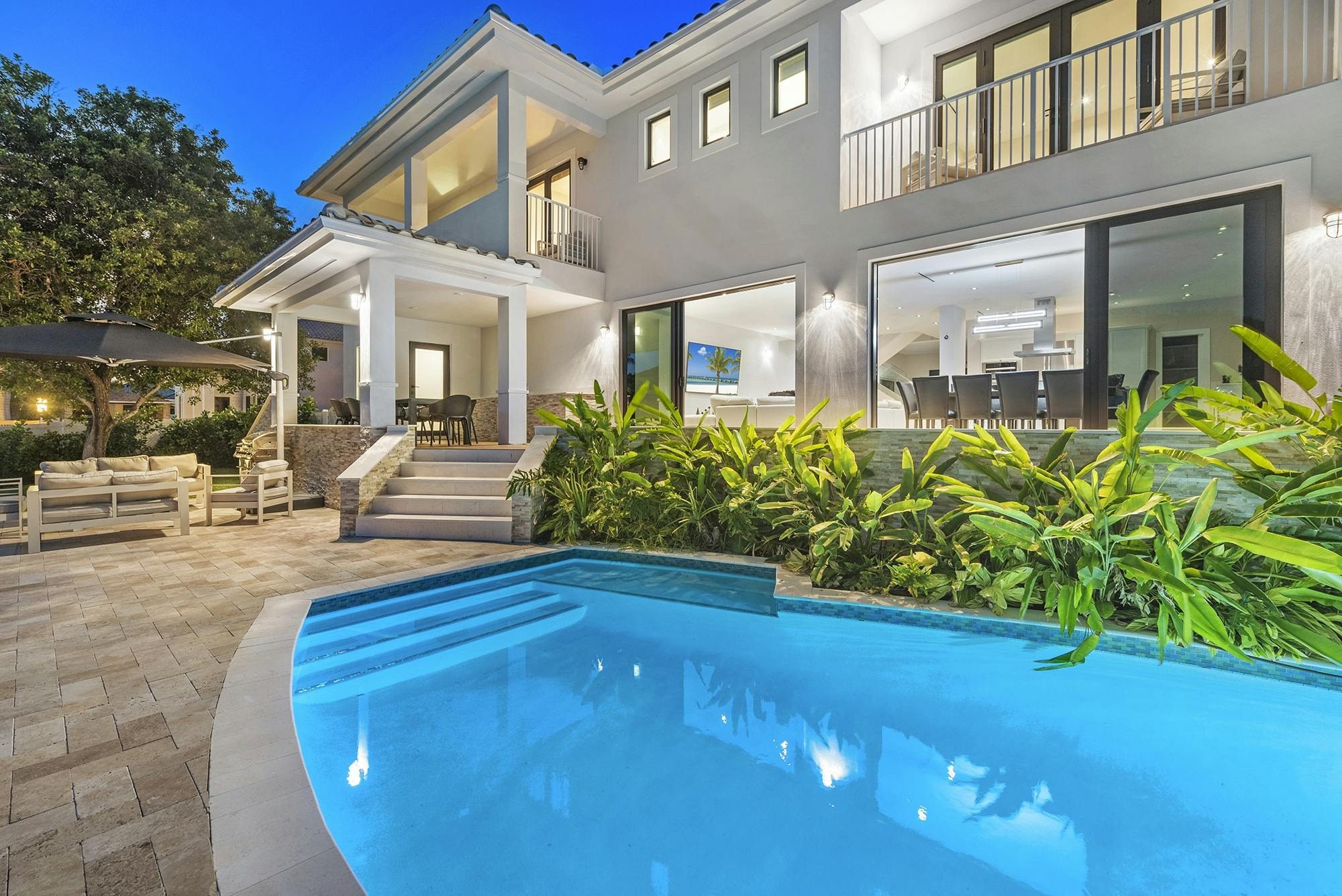 Coastal Warmth, Sienna Charm – A Waterfront Living Experience