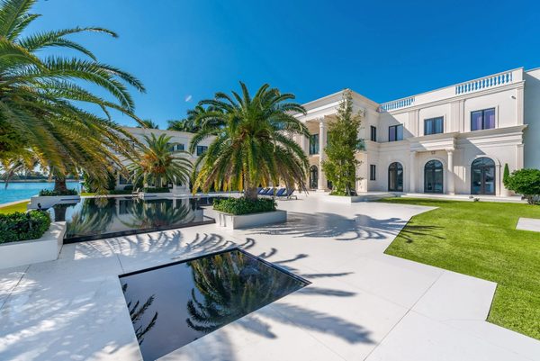  VILLA PASHINA