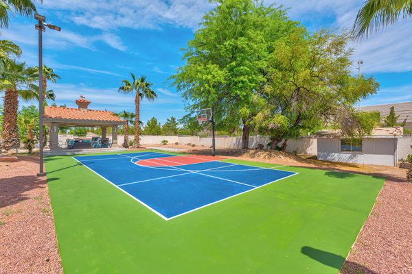 Villa Houstonian Sleeps 30