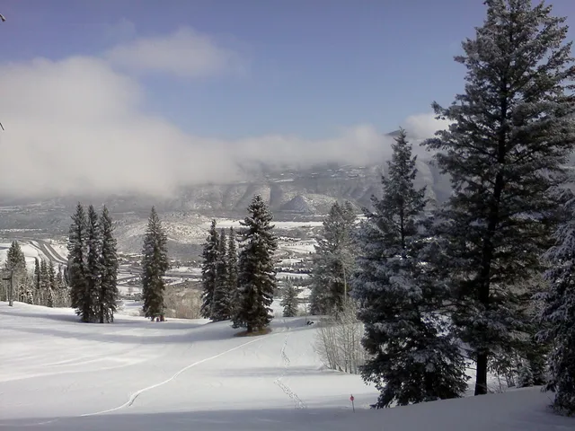 The Snow League Aspen 2027, Aspen